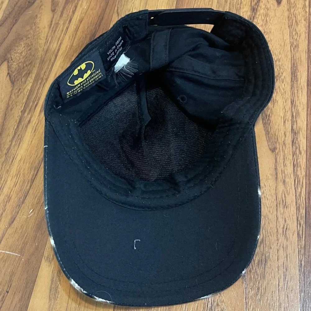 Batman Hat Youth Snapback Baseball Cap Lightning Graphic DC Comics Black OSFM